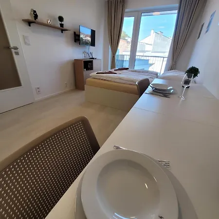 Street Center Apartman Brünn (Brno)